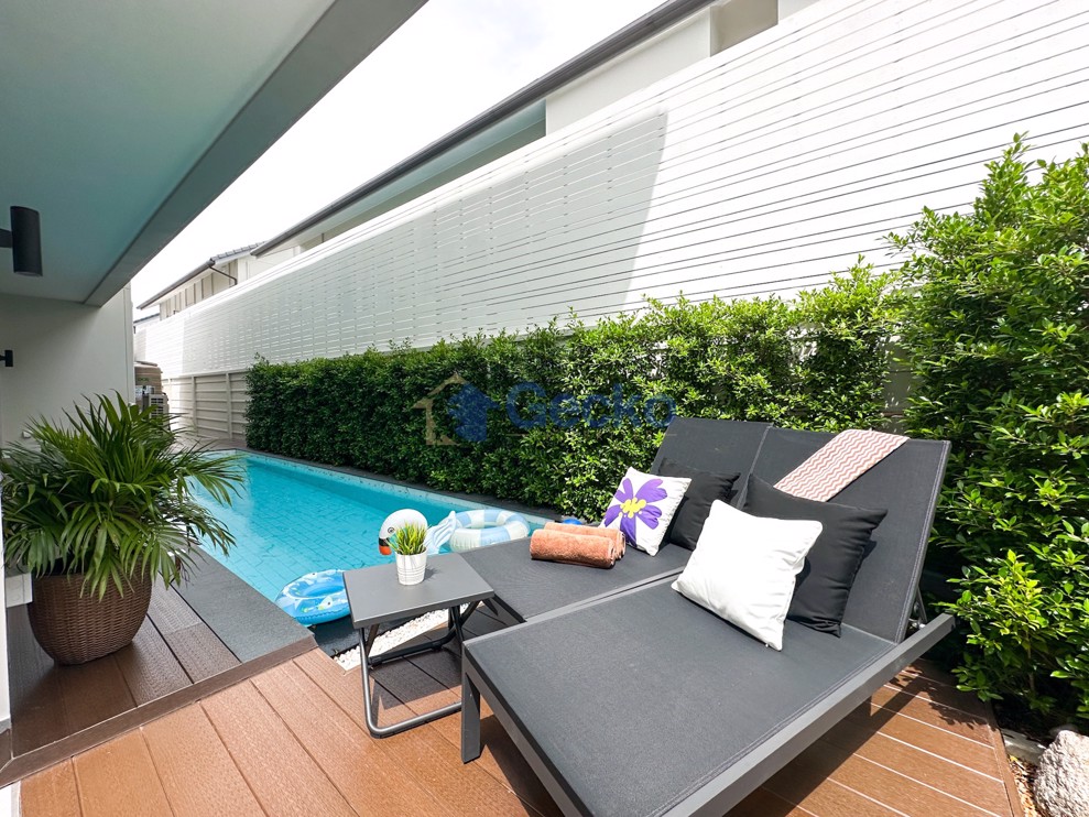 4 ห้องนอน บ้าน in The Lavish  พัทยาเหนือ H012476 (Photo 1)