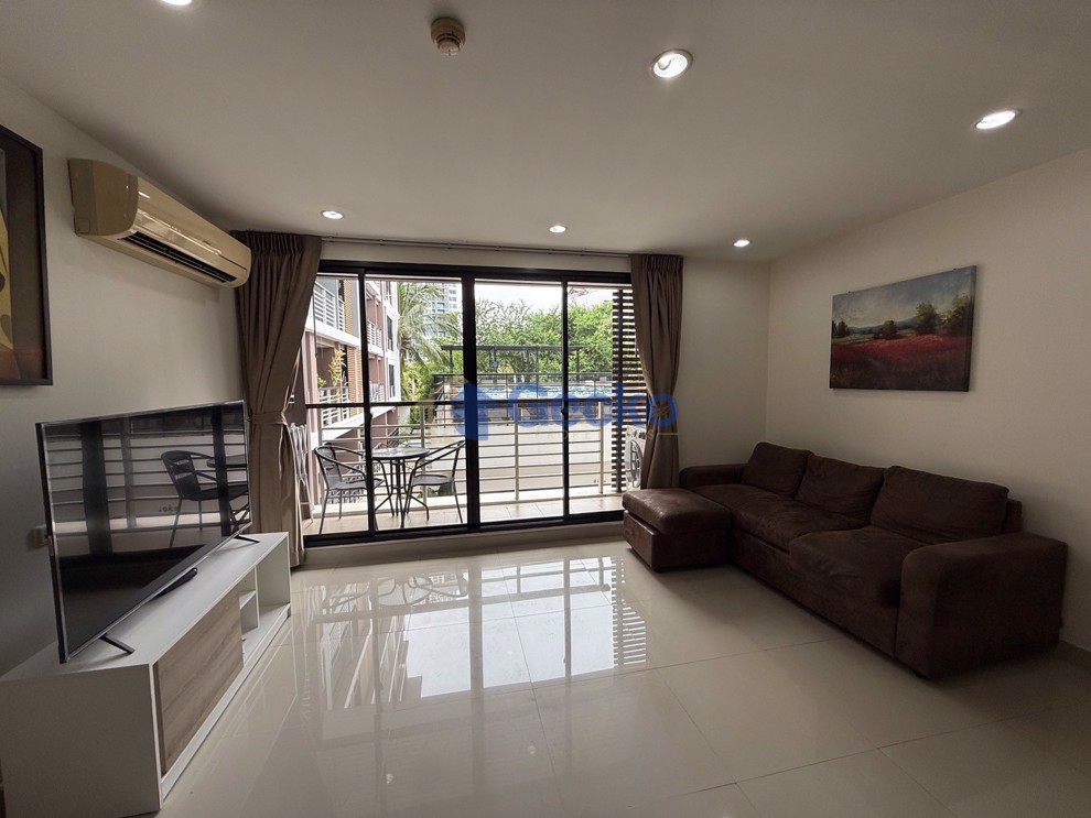 2 Bedrooms Condo in The Pride Pattaya Central Pattaya C010417 (Photo 3)