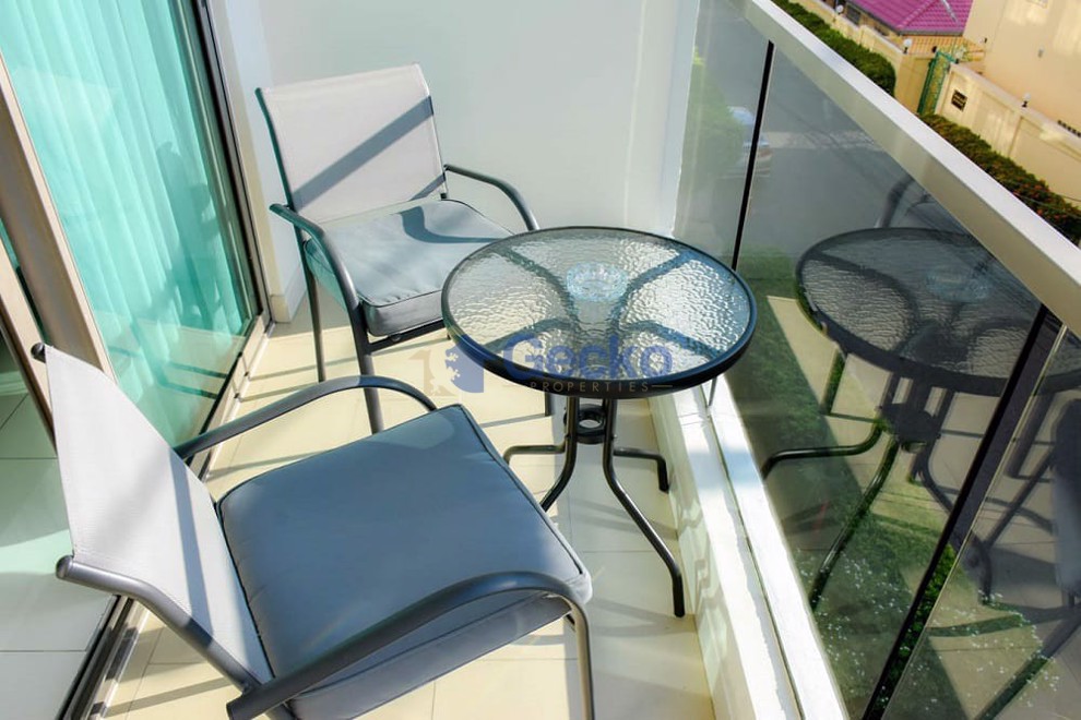 1 Bedroom Condo in Water Park Pratumnak C012505 (Photo 2)
