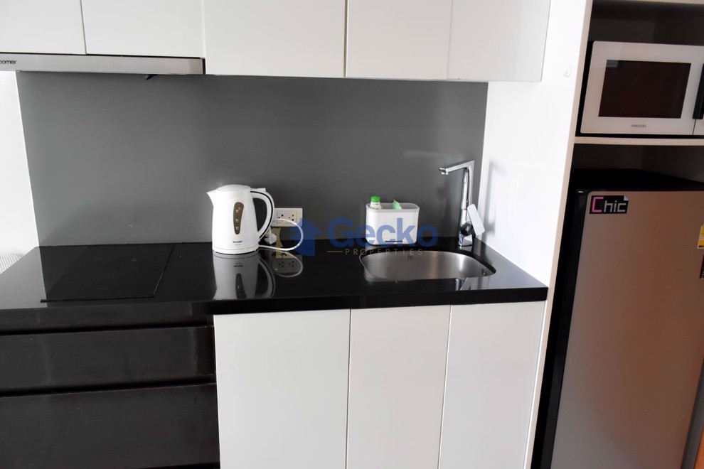 1 Bedroom Condo in Water Park Pratumnak C012505 (Photo 4)