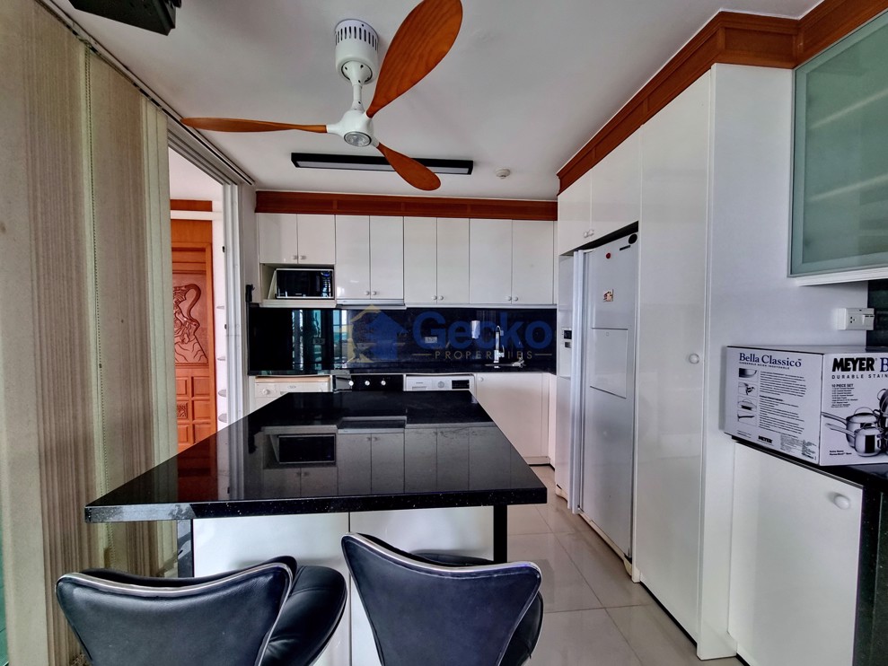 1 Bedroom Condo in Park Royal 2 South Pattaya C012511 (Photo 3)
