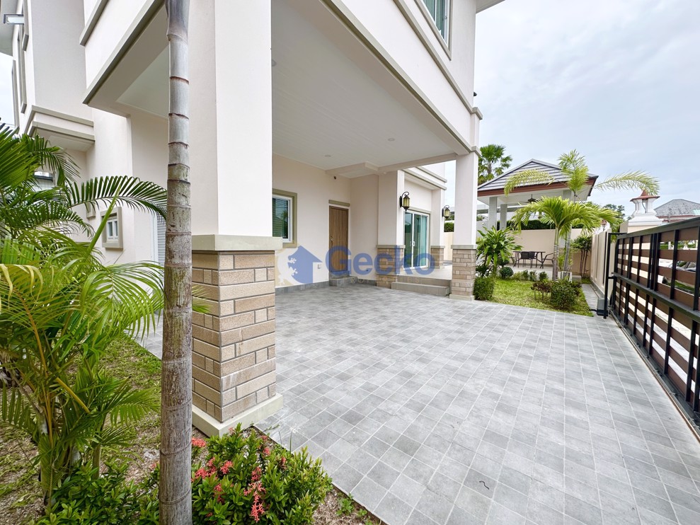 4 ห้องนอน บ้าน in Baan Dusit Garden  ห้วยใหญ่ H012518 (Photo 1)
