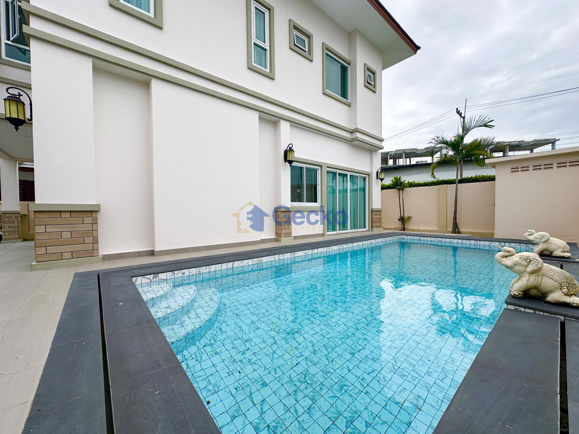 4 ห้องนอน บ้าน in Baan Dusit Garden  ห้วยใหญ่ H012518
