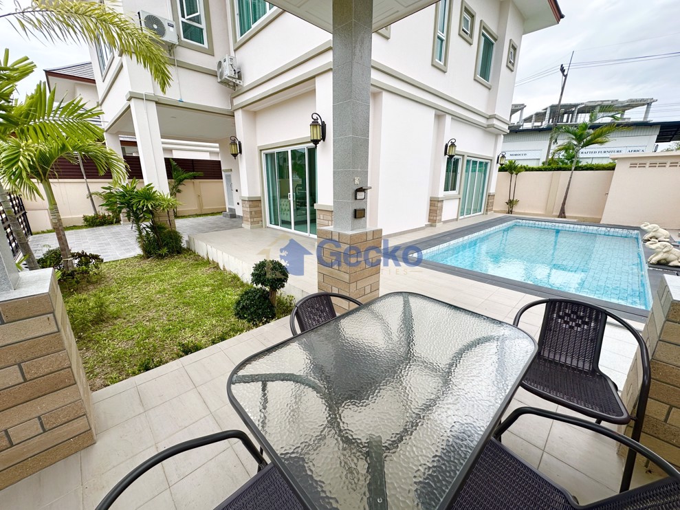 4 ห้องนอน บ้าน in Baan Dusit Garden  ห้วยใหญ่ H012518 (Photo 4)