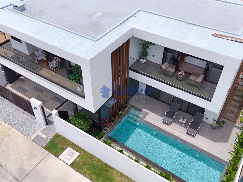 4 Bedrooms House in Lavender Villas   South Pattaya H012523 (Photo 1)