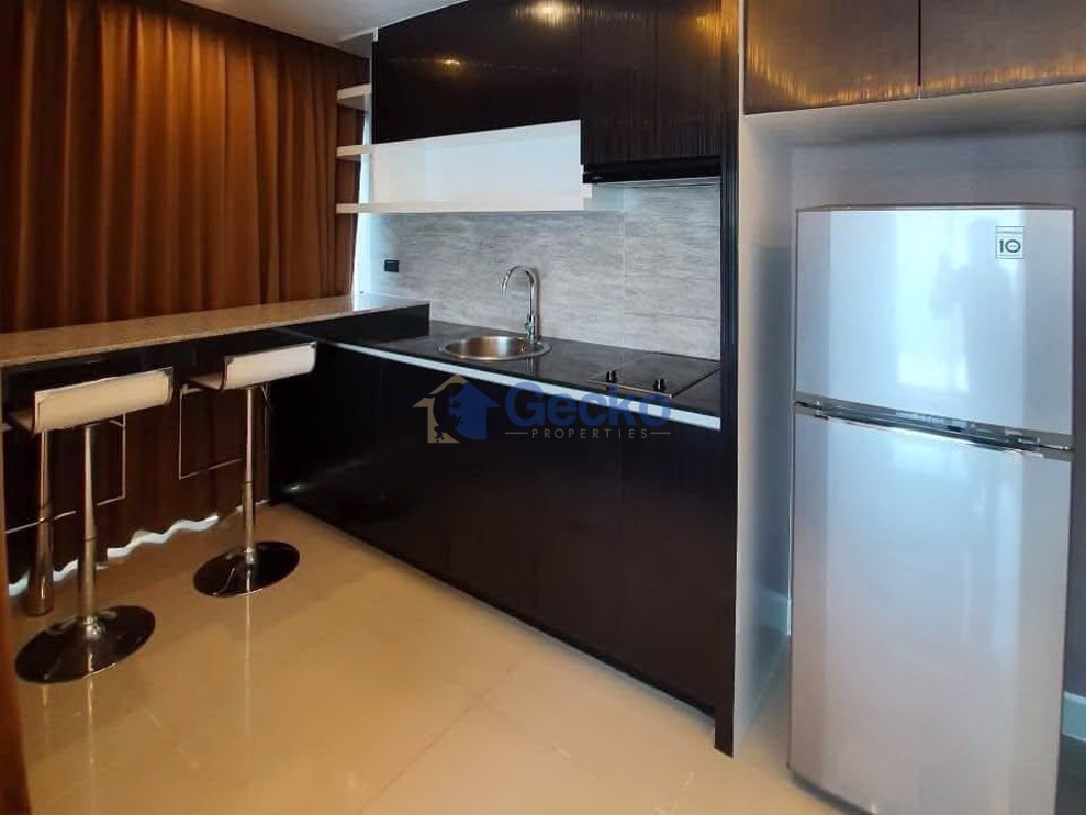 1 Bedroom Condo in Blue Residence East Pattaya C012524 (Photo 3)