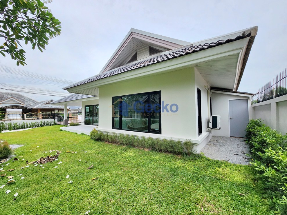 3 ห้องนอน บ้าน in ยูโรเปี้ยน ไทย เฮ้าส์ วิลเลจ  พัทยาตะวันออก H012527 (Photo 3)
