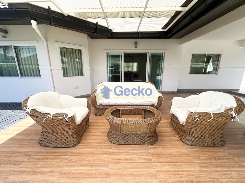 3 ห้องนอน บ้าน in Green Field Villa 3  พัทยาตะวันออก H012529 (Photo 1)