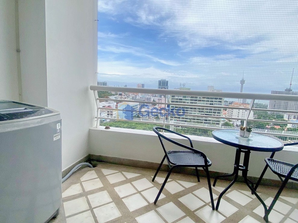 Studio Condo in Pattaya Hill Resort Pratumnak C012533 (Photo 1)