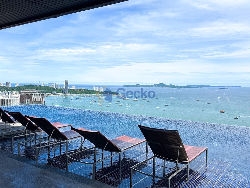 1 Bedroom Condo in Centric Sea Central Pattaya C012535 (Cover Photo)
