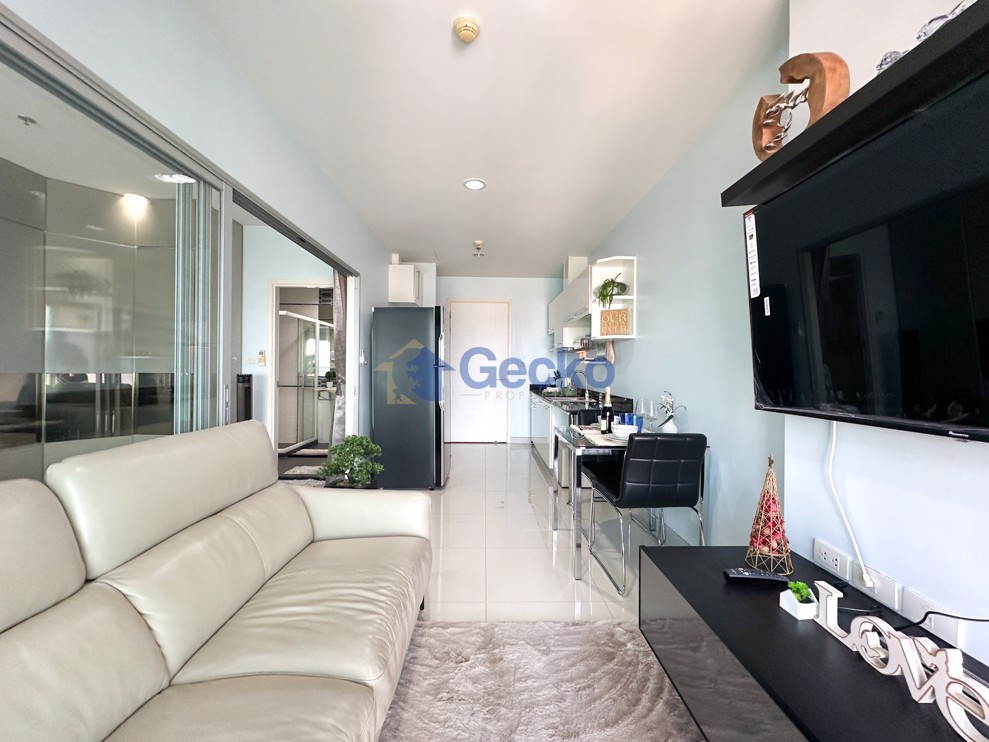 1 Bedroom Condo in Centric Sea Central Pattaya C012535 (Photo 3)