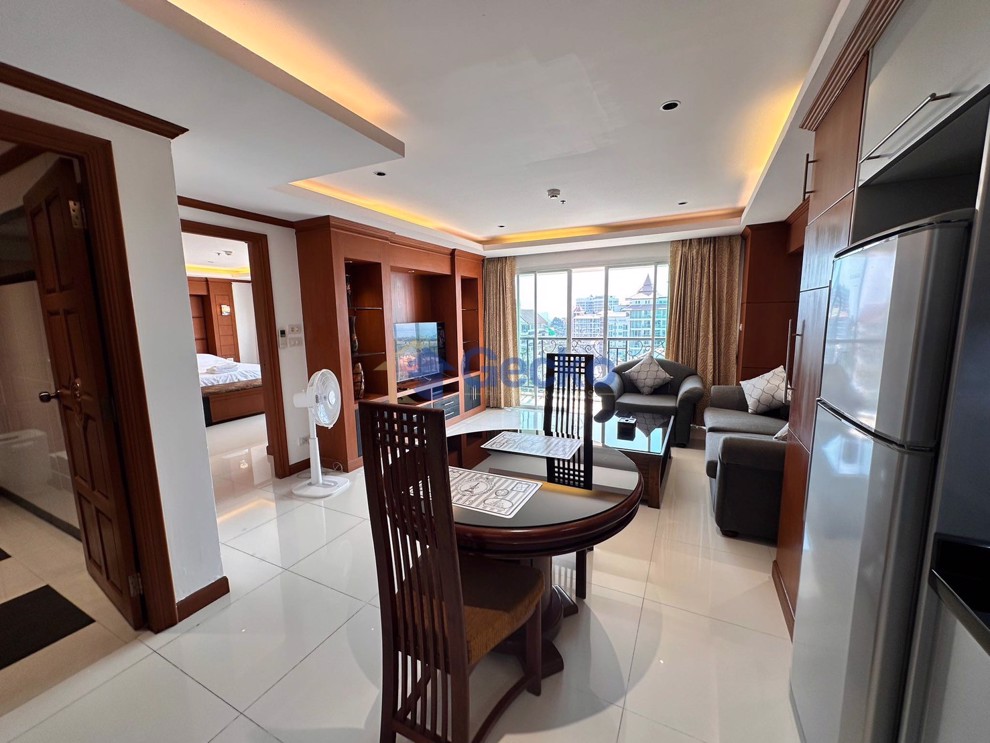 1 Bedroom Condo in Tara Court Pratumnak C012536 (Photo 4)