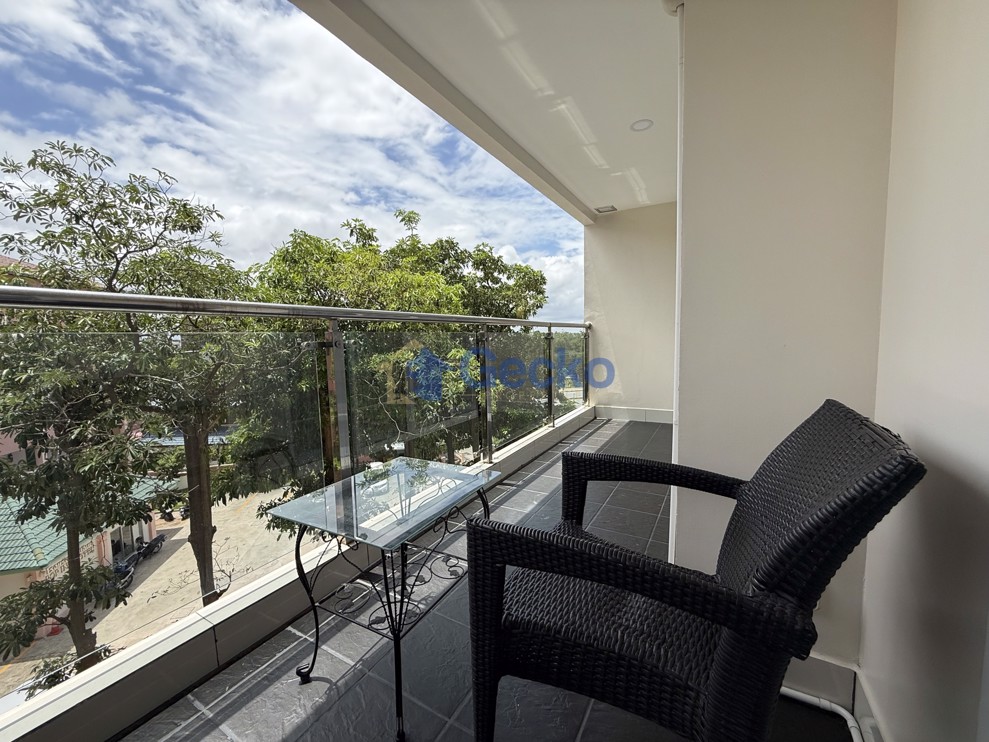 1 Bedroom Condo in Hyde Park 2 South Pattaya C012544 (Photo 1)