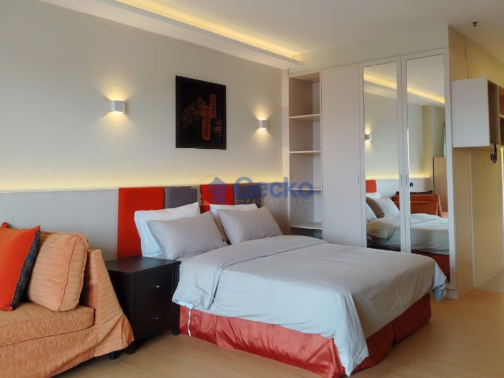 Studio Condo in View Talay 5 Jomtien C012549 (Photo 2)