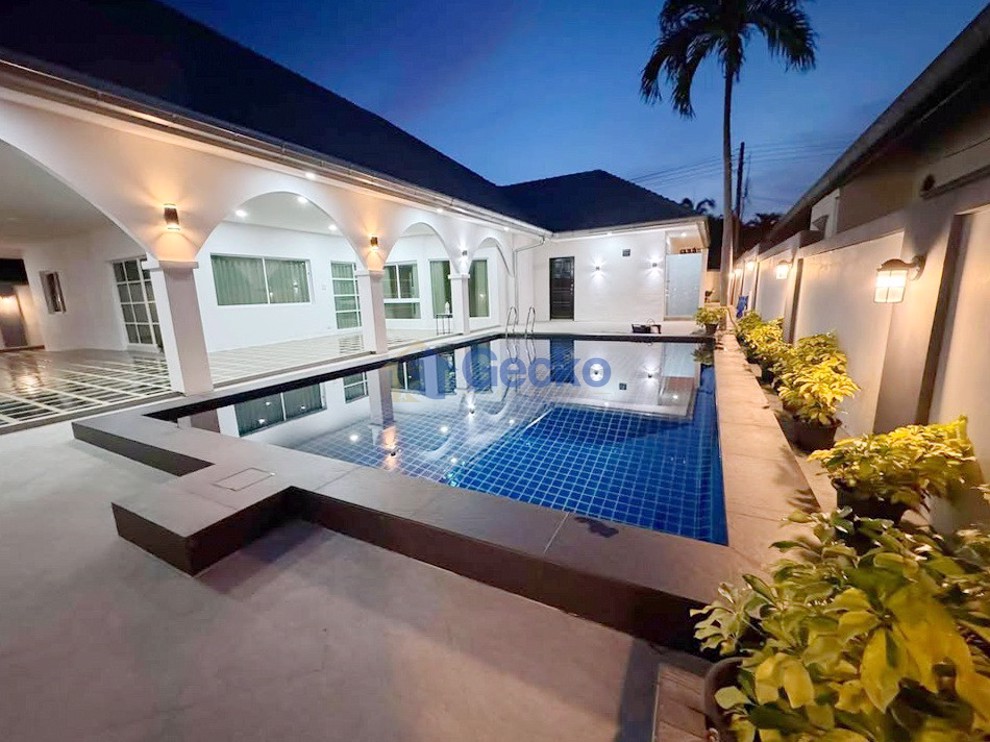 3 Bedrooms House in Pattaya Land & House  East Pattaya H012531 (Photo 3)