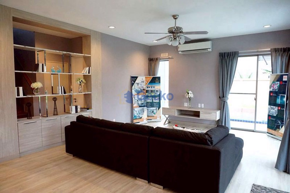 4 ห้องนอน บ้าน in เดอะ แกรนด์ รีเจนท์ พัทยา  พัทยาตะวันออก H012554 (Photo 3)