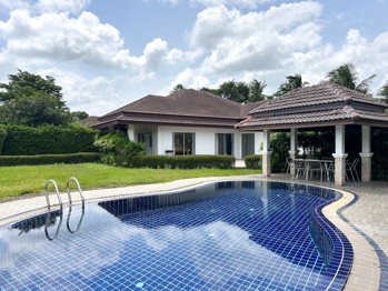 3 ห้องนอน บ้าน in Unique Villas  นาจอมเทียน H012558