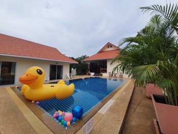 5 ห้องนอน บ้าน in The Ville Jomtien  จอมเทียน H012566