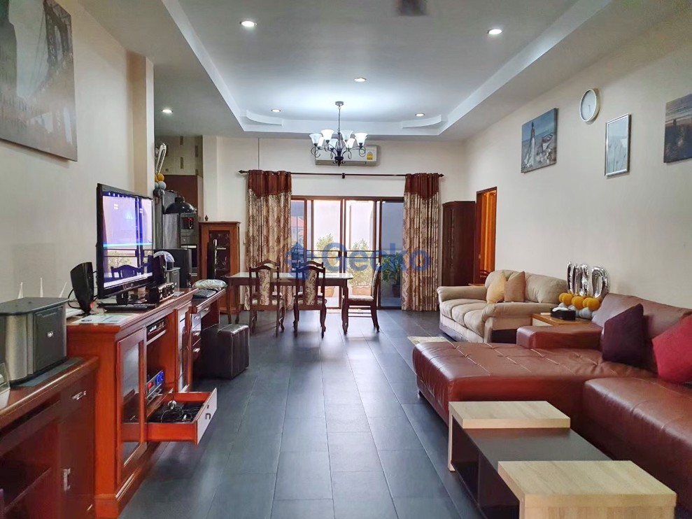 5 ห้องนอน บ้าน in The Ville Jomtien  จอมเทียน H012566 (Photo 4)