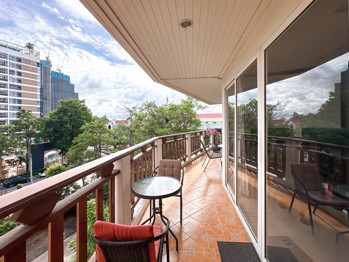 1 Bedroom Condo in Royal Hill Jomtien C012590