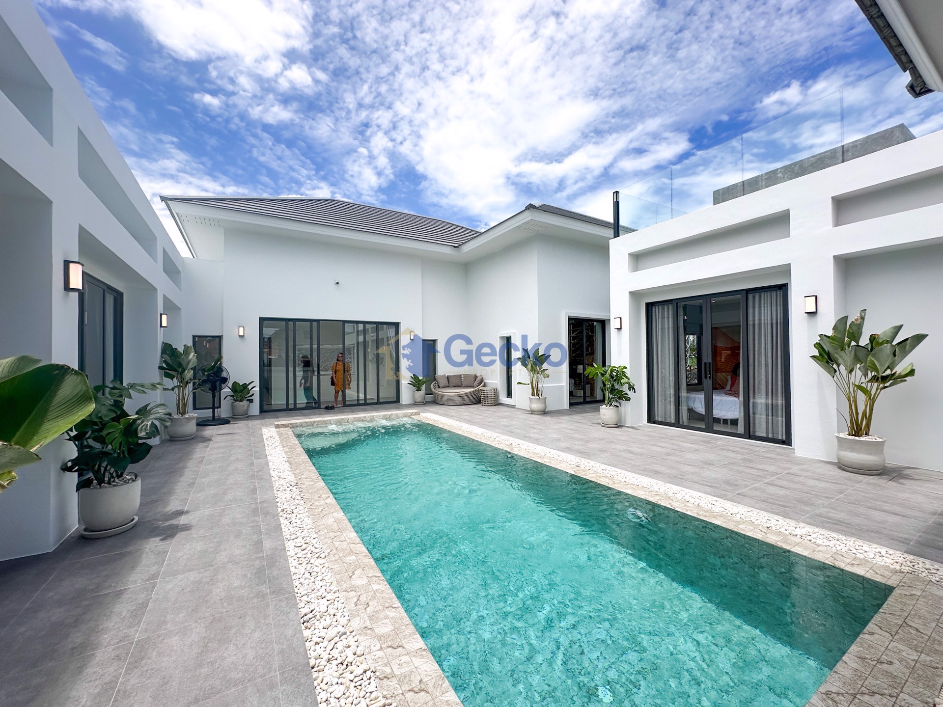5 ห้องนอน บ้าน in Paradise Villa 3  พัทยาตะวันออก H012593