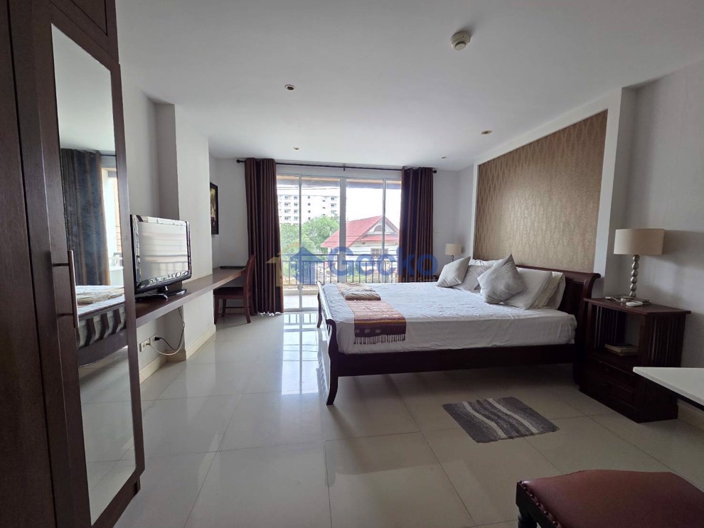 Studio Condo in Jomtien Beach Penthouse Jomtien C012599 (Photo 1)
