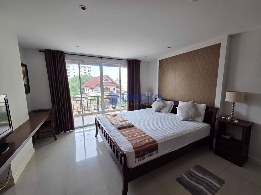 Studio Condo in Jomtien Beach Penthouse Jomtien C012599 (Photo 4)