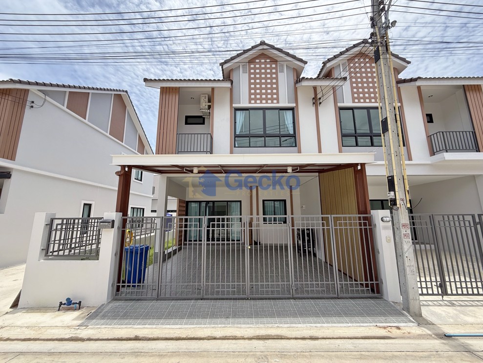 3 Bedrooms House in Zensiri Townhome  East Pattaya H012607 (Cover Photo)