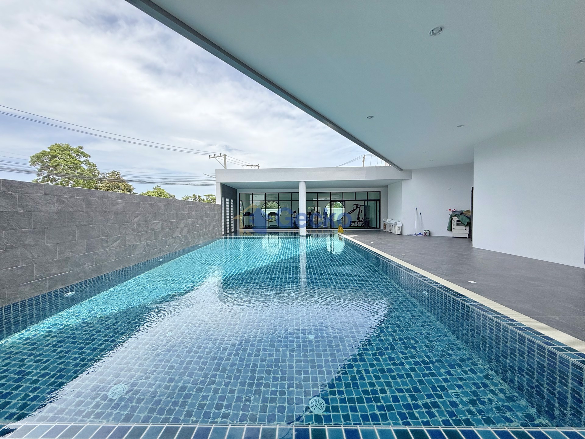 Zensiri Townhome