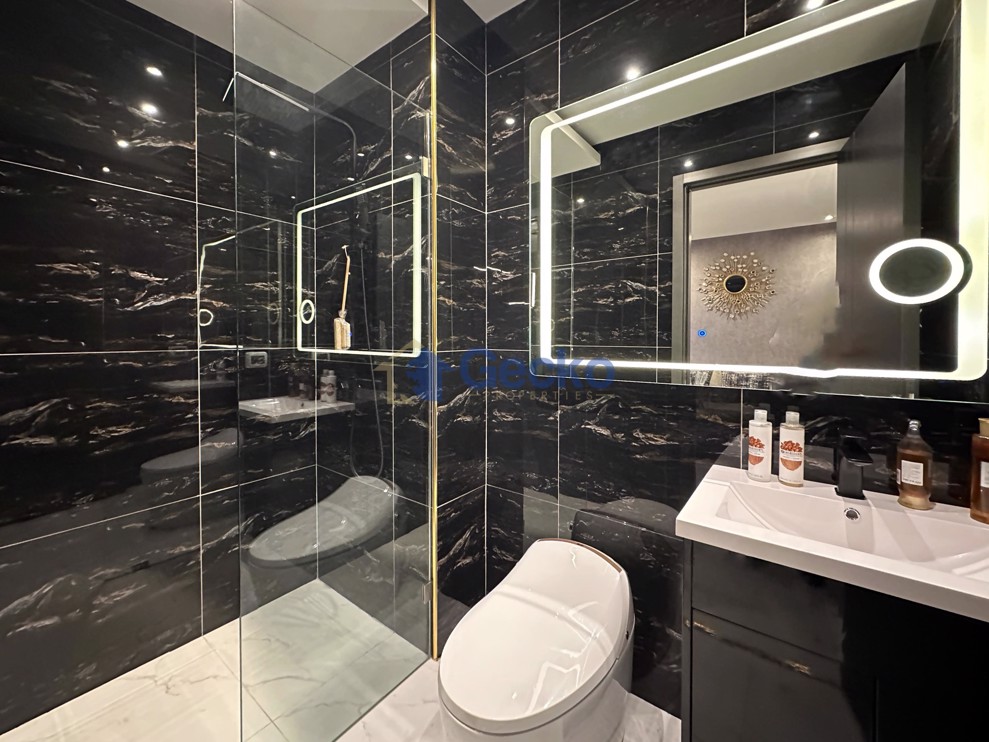 1 Bedroom Condo in Grand Solaire South Pattaya C012610 (Photo 1)
