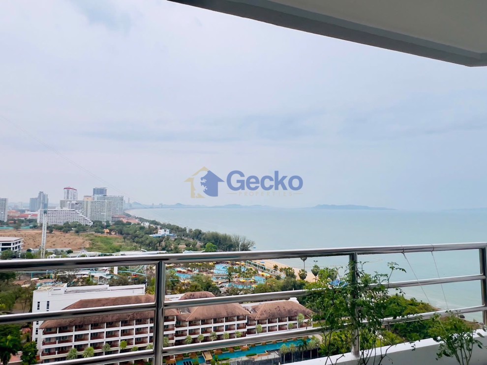 2 Bedrooms Condo in View Talay 3 Pratumnak C012625 (Photo 2)