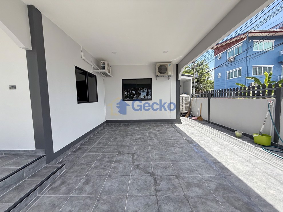 2 ห้องนอน บ้าน  พัทยาตะวันออก H012633 (Photo 1)