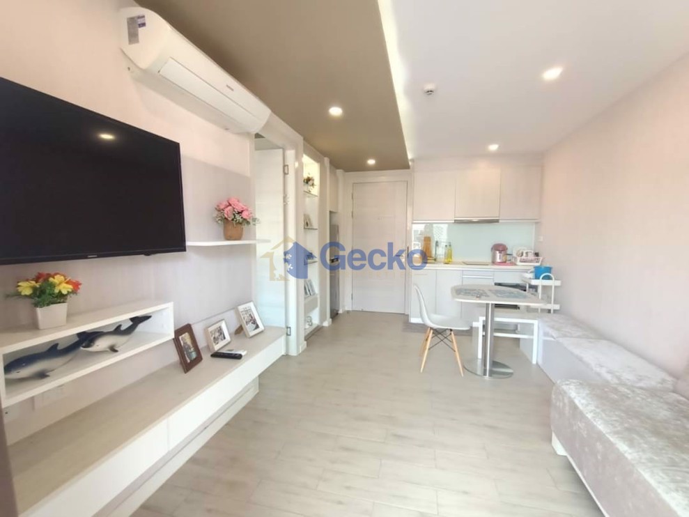 1 Bedroom Condo in Seven Seas Condo Resort Jomtien C012636 (Photo 2)