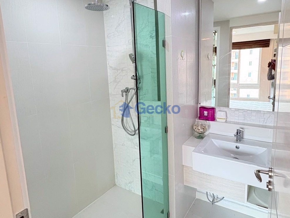 1 Bedroom Condo in Seven Seas Condo Resort Jomtien C012636 (Photo 4)