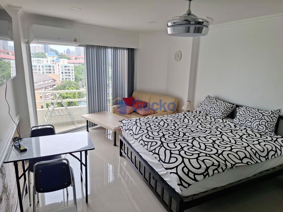 Studio Condo in View Talay 1 Jomtien C012639 (Photo 3)