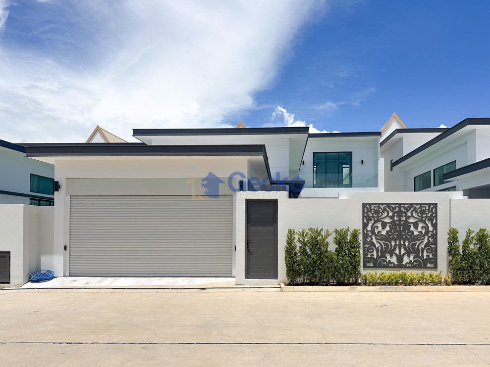 3 ห้องนอน บ้าน in Layan Residence  พัทยาตะวันออก H012648 (Photo 2)