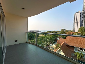 1 Bedroom Condo in The Elegance Pratumnak C012654