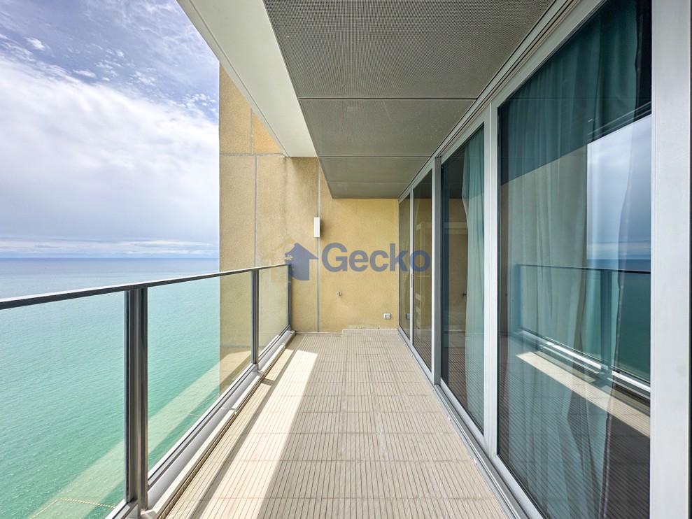 3 Bedrooms Condo in Northpoint Wongamat C012657 (Photo 1)