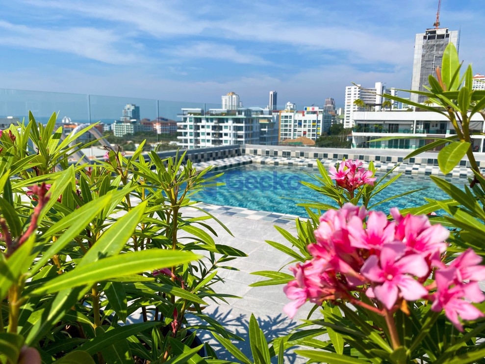 Siam Oriental Star condo (Photo 3)