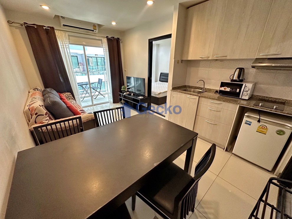 1 Bedroom Condo in Siam Oriental Elegance 2 Pratumnak C012670 (Photo 3)