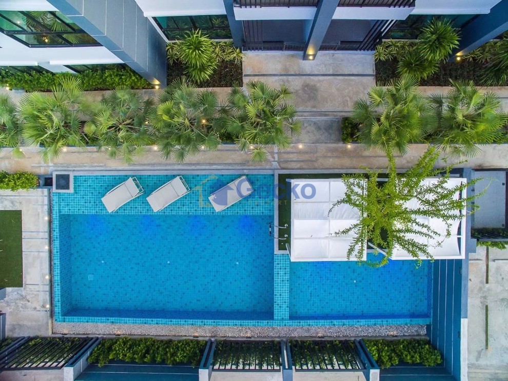 1 Bedroom Condo in Infiniti Condominium East Pattaya C012681 (Cover Photo)