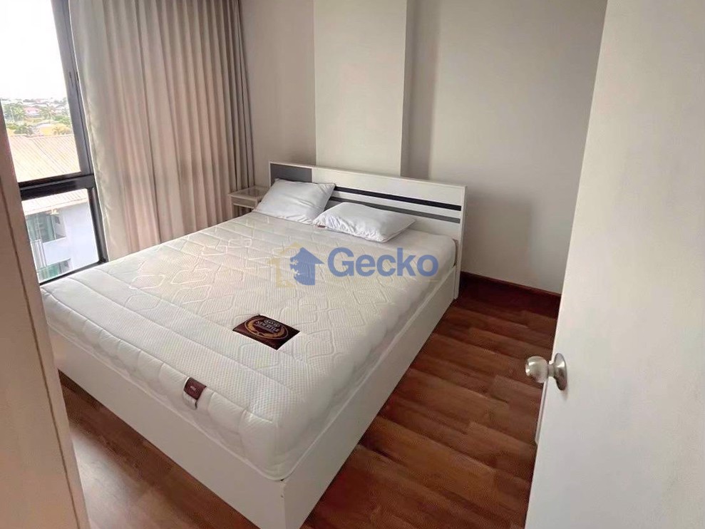 1 Bedroom Condo in Infiniti Condominium East Pattaya C012681 (Photo 3)
