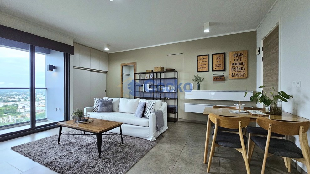 2 Bedrooms Condo in The Zire Wongamat C012691 (Photo 2)
