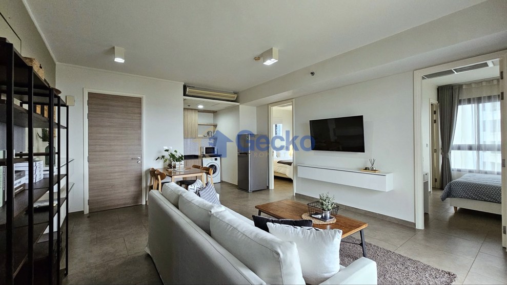2 Bedrooms Condo in The Zire Wongamat C012691 (Photo 3)