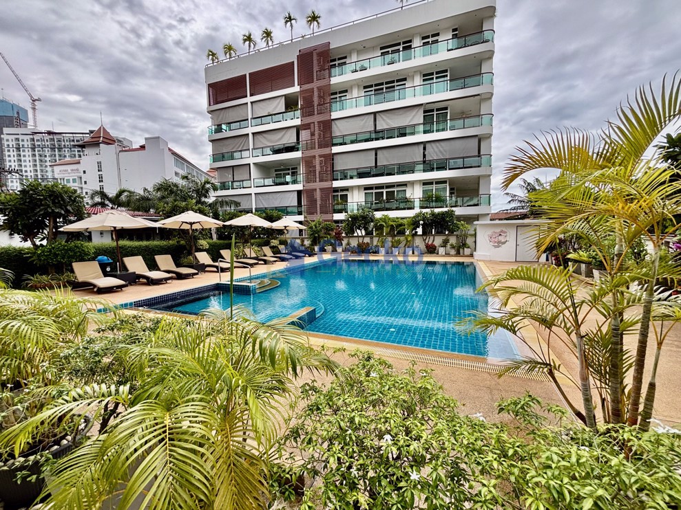 2 Bedrooms Condo in Siam Royal Ocean View Pratumnak C012700 (Cover Photo)