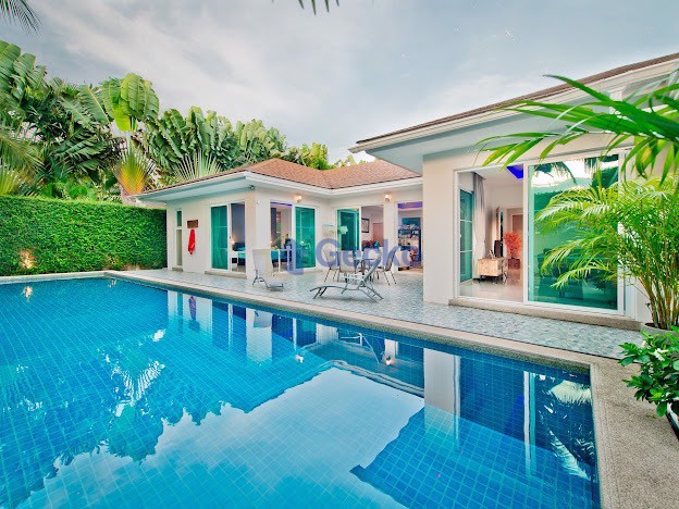 3 Bedrooms House in The Vineyard Phase III  East Pattaya H012701