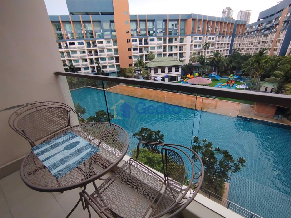 Studio Condo in Laguna Beach Resort 2 Jomtien C012709 (Cover Photo)