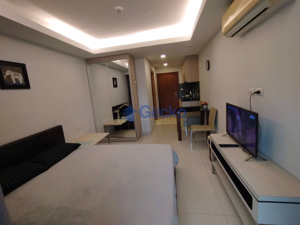 Studio Condo in Laguna Beach Resort 2 Jomtien C012709 (Photo 4)