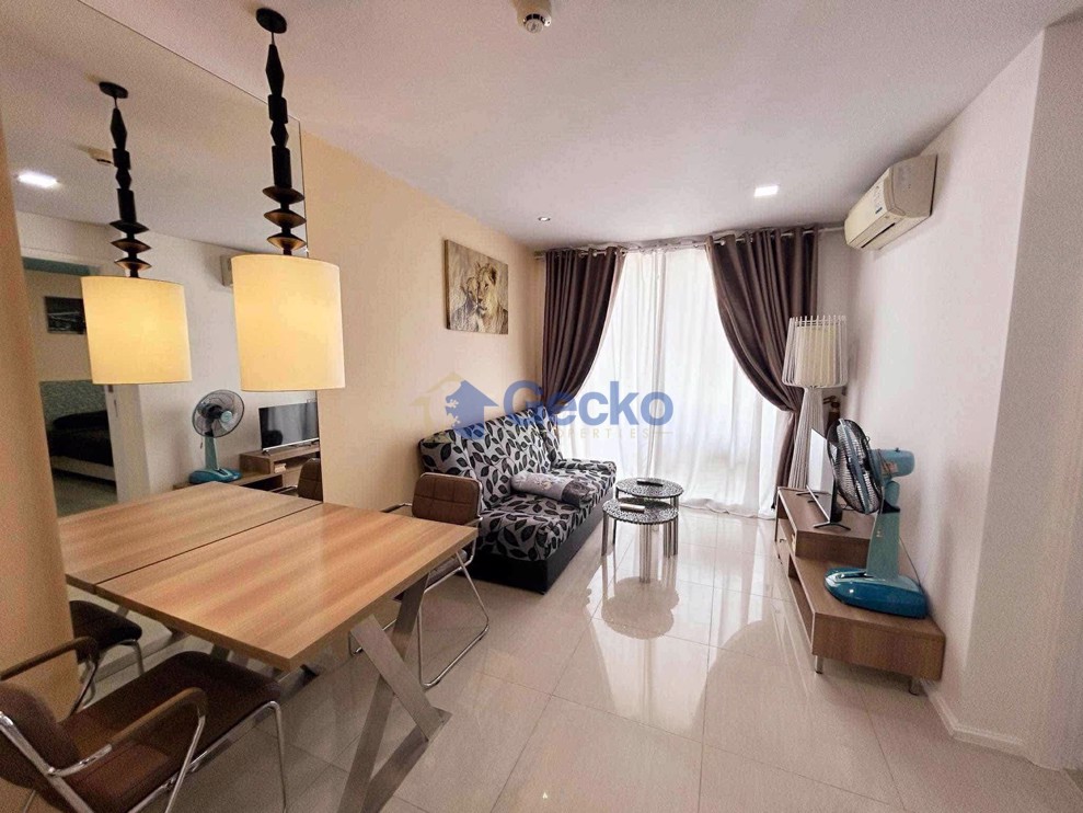 1 Bedroom Condo in Atlantis Condo Resort Jomtien C012713 (Photo 1)