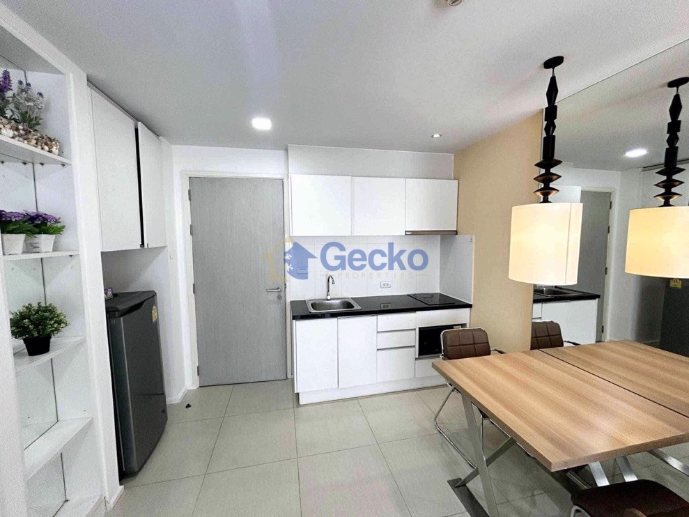 1 Bedroom Condo in Atlantis Condo Resort Jomtien C012713 (Photo 4)